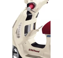 PEG PEREGO Vespa Scooter 12Volt 11 PEG PEREGO Vespa Scooter 12Volt -Babyproducten peg perego vespa scooter 12volt 3